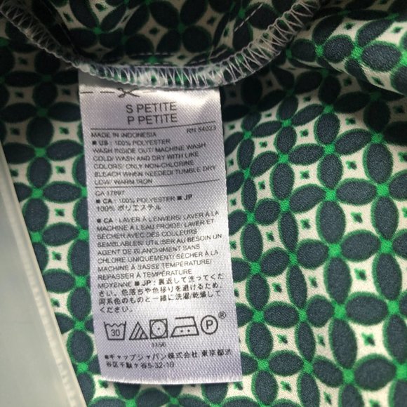 Like New! Banana Republic Print Dolman Top SP - Picture 16 of 16